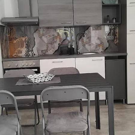 House Macut Дом отдыха Водице